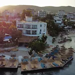Manta Ksamil