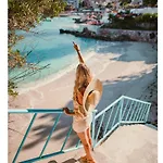Hotel Manta 4*