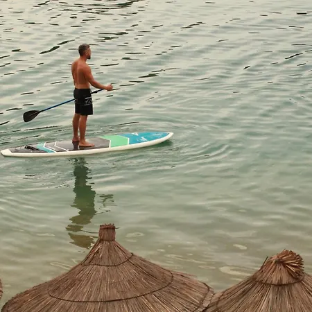 Manta 4* 卡萨米尔