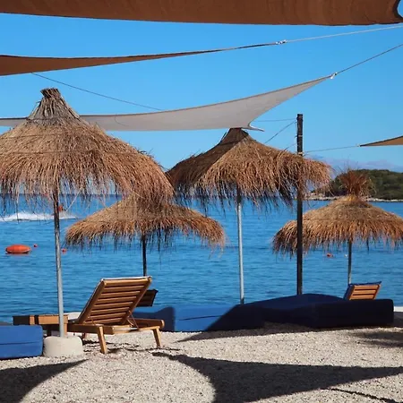 Manta Hotel Ksamil