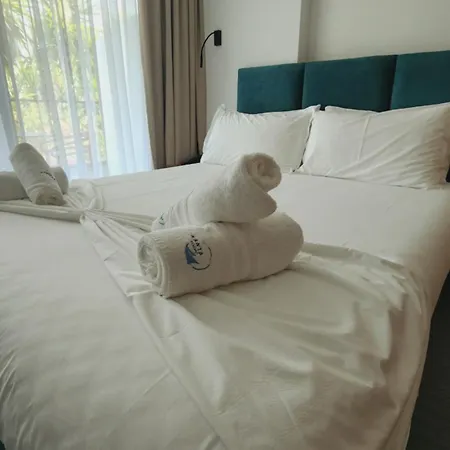 Hotel Manta 4*