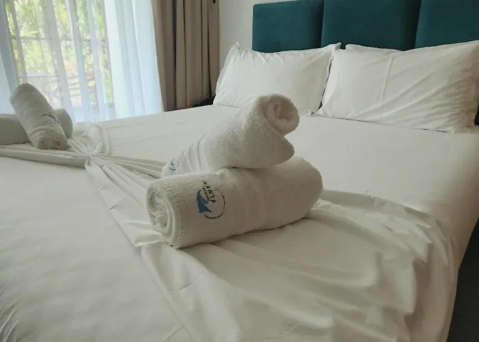 Hotel Manta 4*